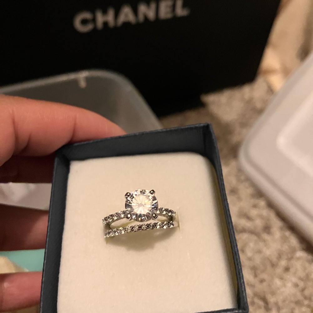 Modern Gents Wedding Ring Set